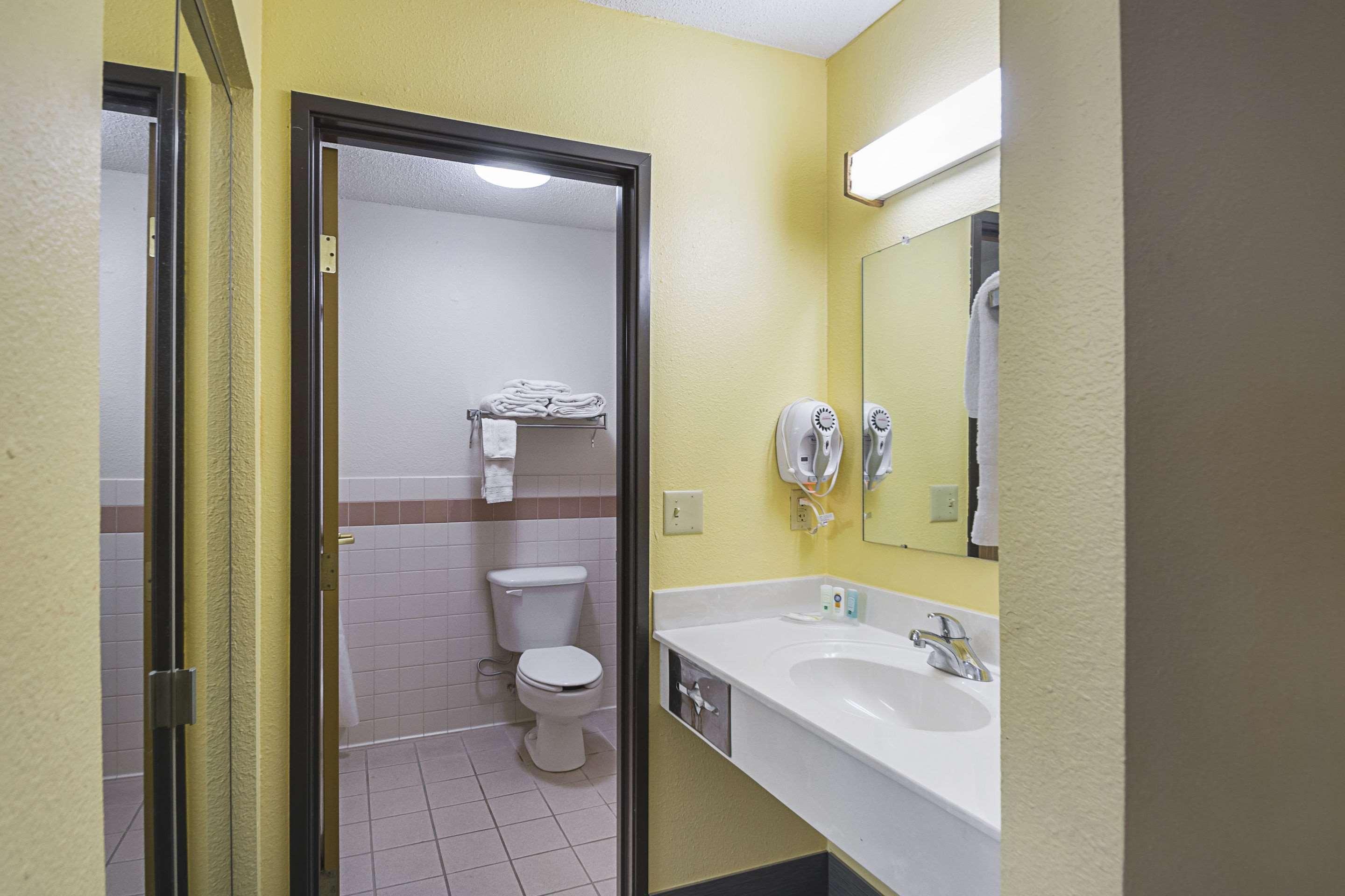 Quality Inn & Suites Harrington - Milford Exterior foto