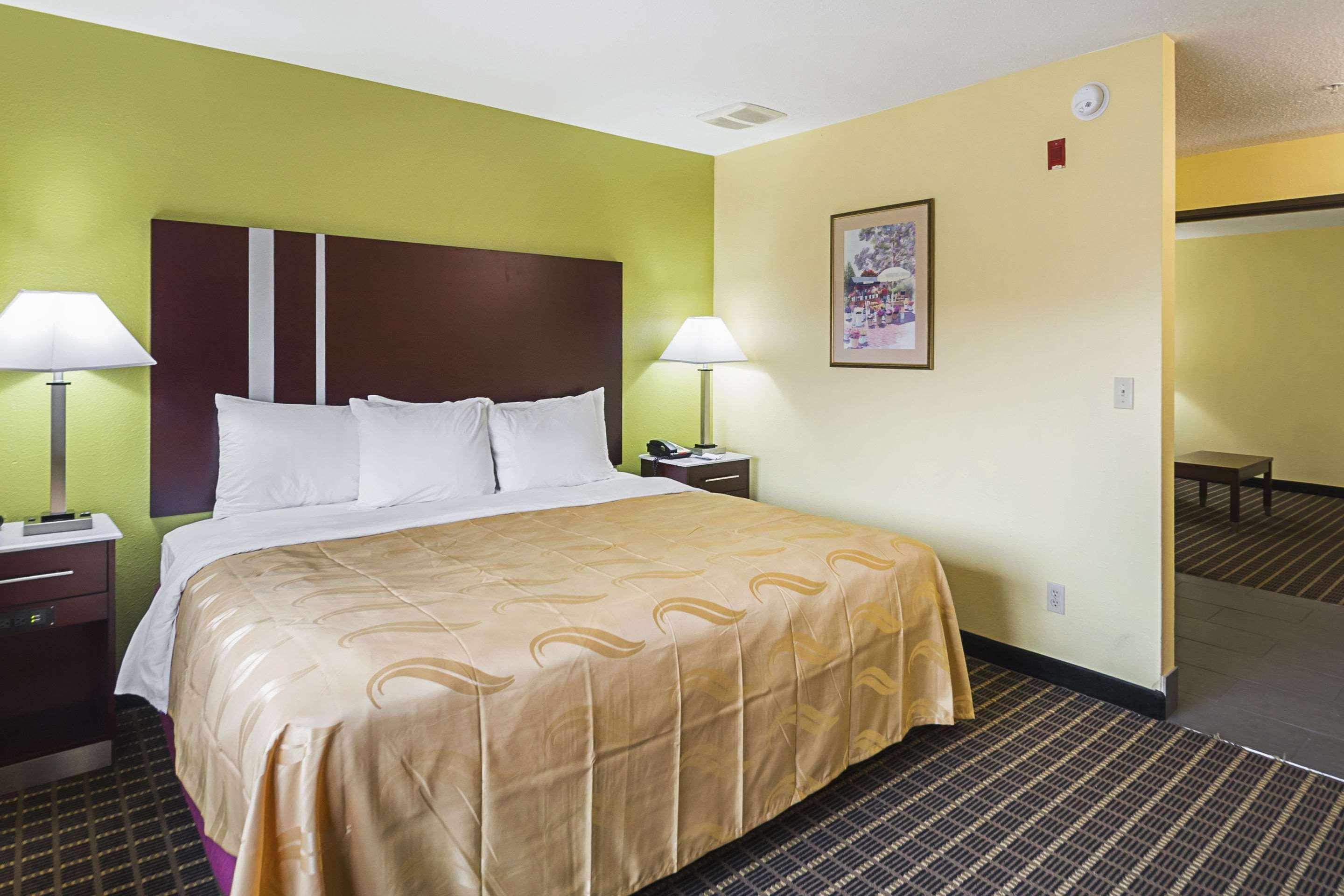 Quality Inn & Suites Harrington - Milford Exterior foto