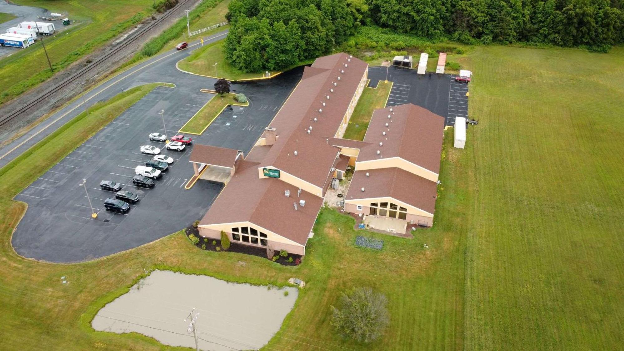 Quality Inn & Suites Harrington - Milford Exterior foto